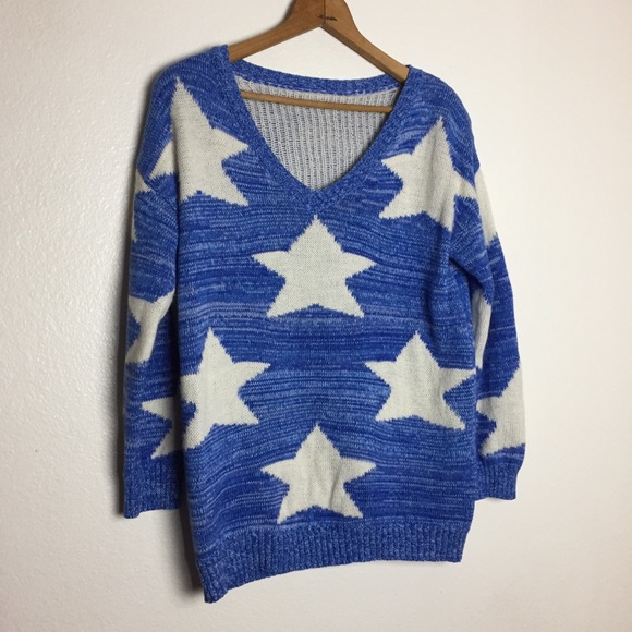 Charming Charlie Sweaters - Charming Charlie Star Gazer V-Neck Sweater